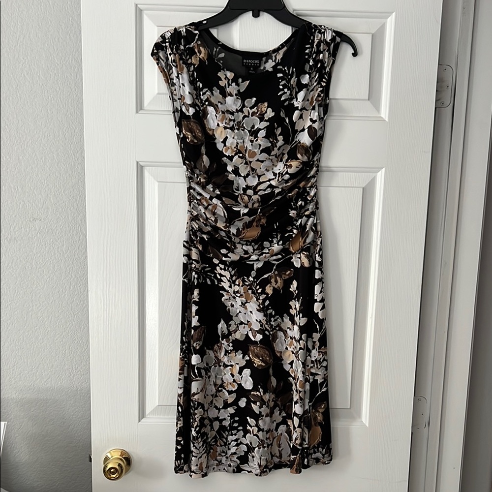 Black and White Ruched Sheath Midi Dress